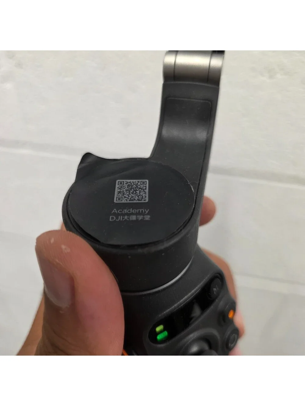 DJI Osmo Mobile 6 Smartphone 3-Axis Gimbal Stabilizer CP.OS.00000213.01